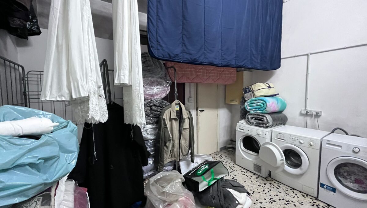 6d182321-d0e8-4ccf-a5d7-18d2e2eec7e1